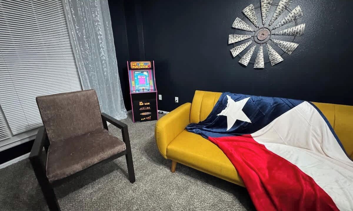 Photo of Livingroom in Midlothian