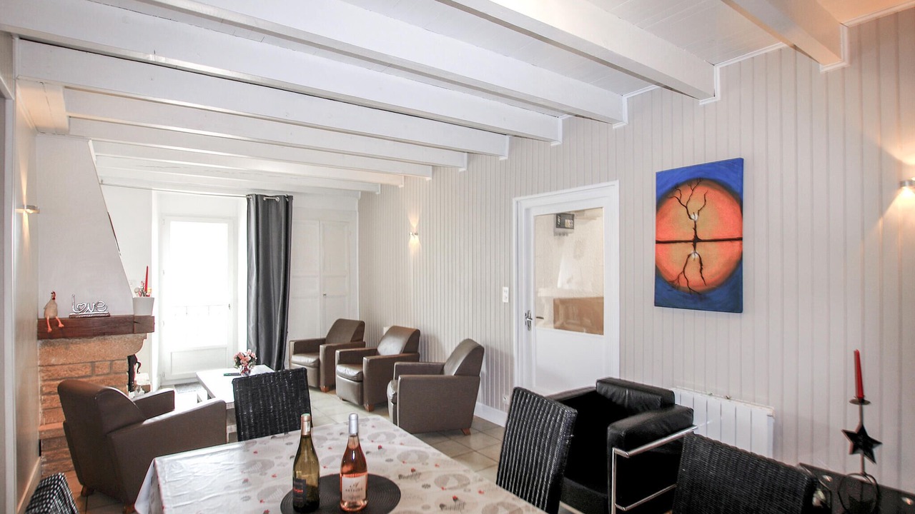 Photo of Bedroom in Saint-Julien-du-Gua
