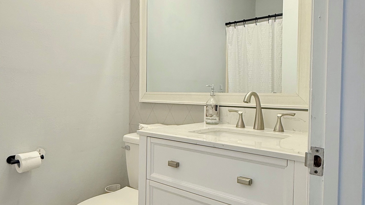 Photo of Bathroom in Saint Simons Heights