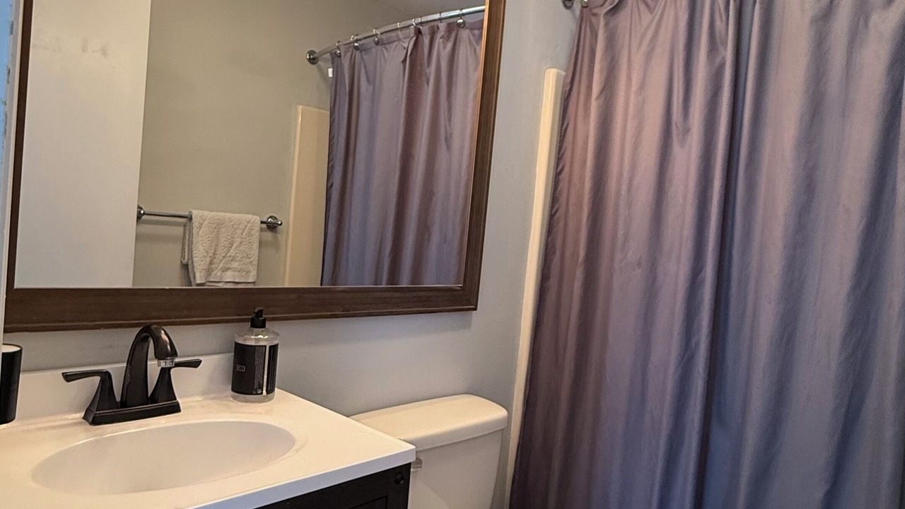 Photo of Bathroom in Saint Simons Heights