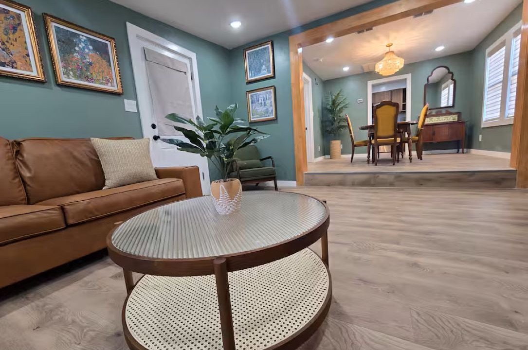 Photo of Livingroom in Southside