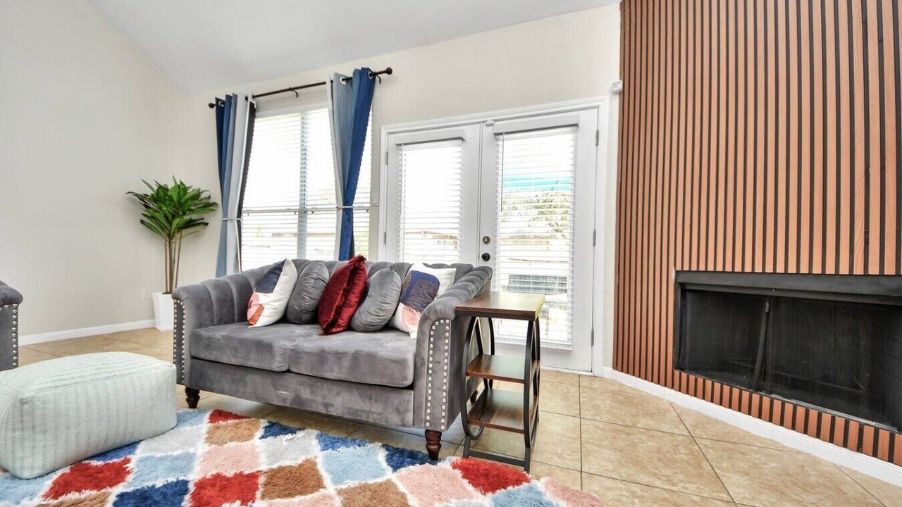 Photo of Livingroom in Cypress