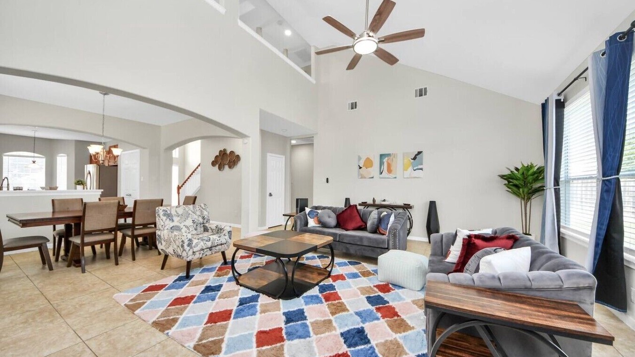 Photo of Livingroom in Cypress