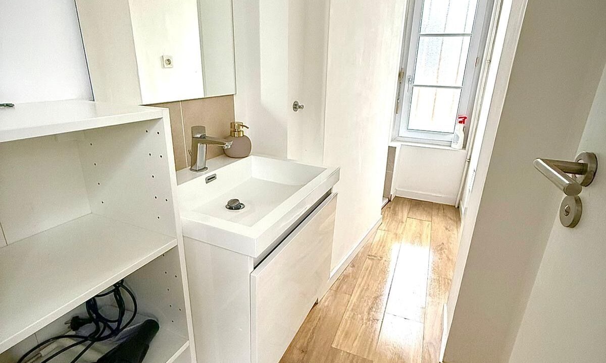 Photo of Bathroom in Saint-Serge