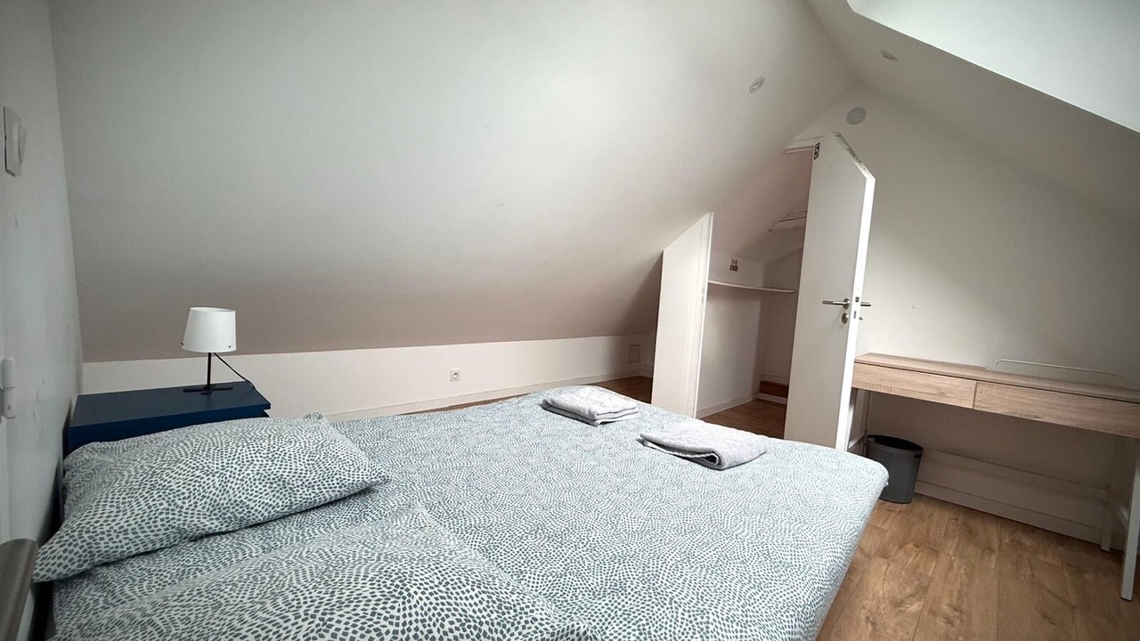 Photo of Bedroom in Saint-Serge