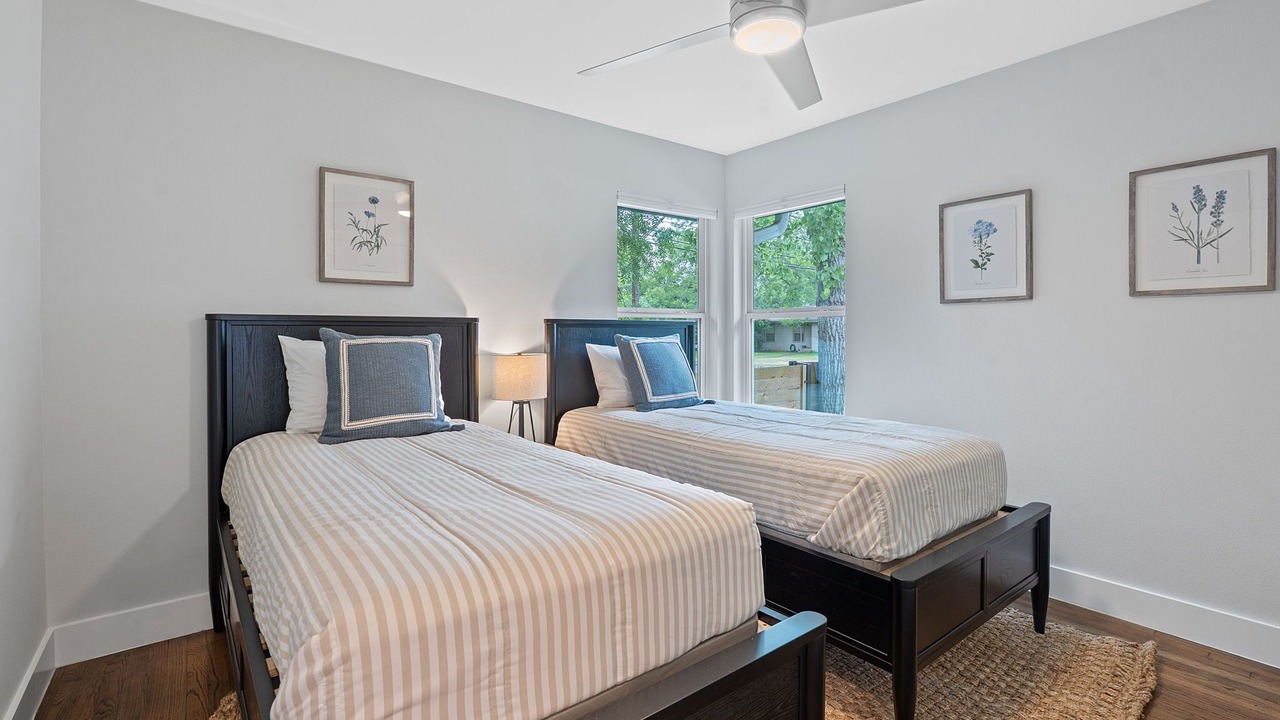 Photo of Bedroom in South Manchaca