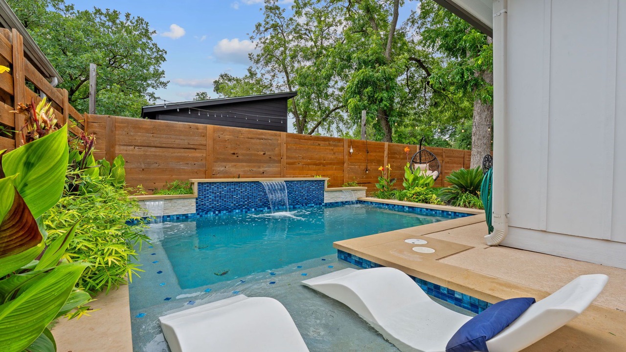 Photo of Outdoor in South Manchaca