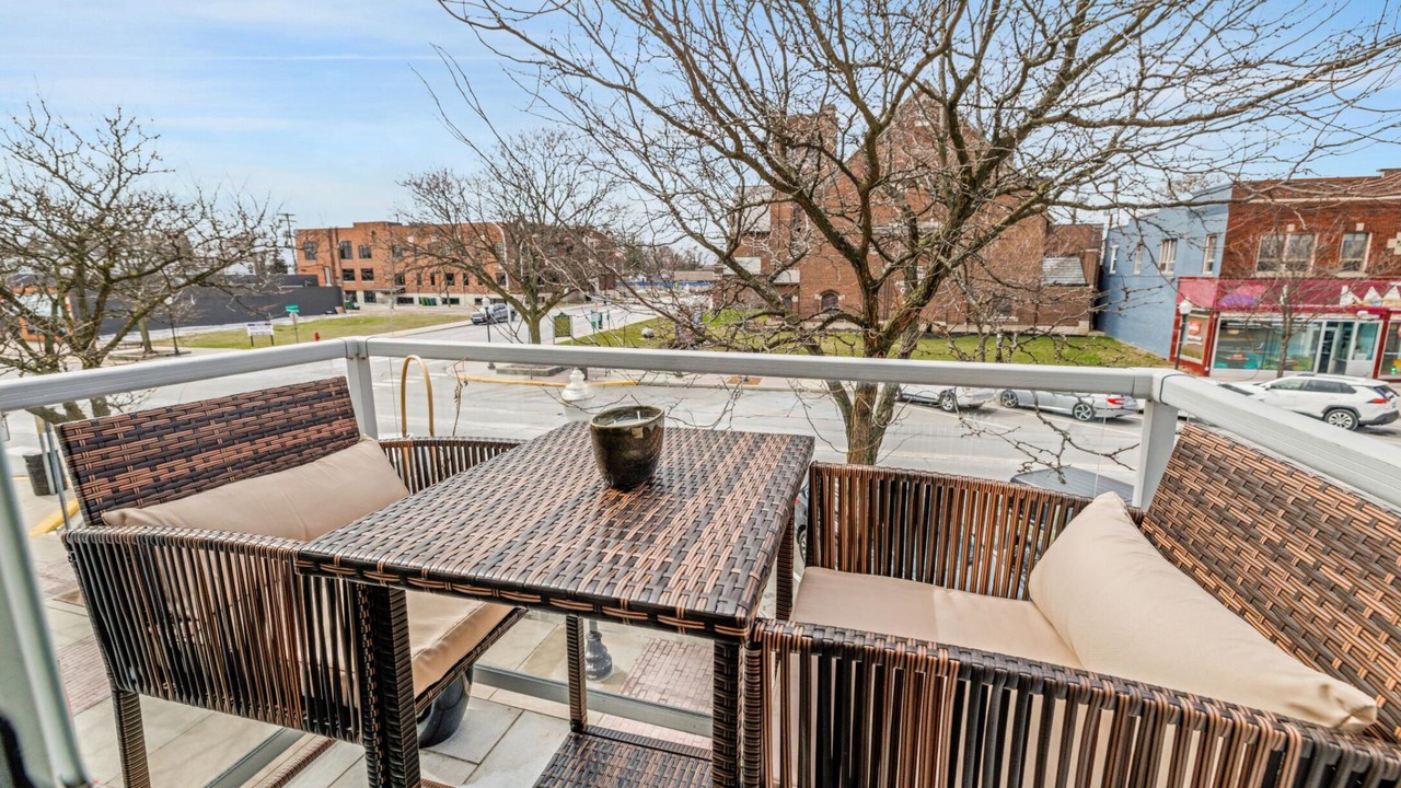 Photo of Outdoor in Royal Oak