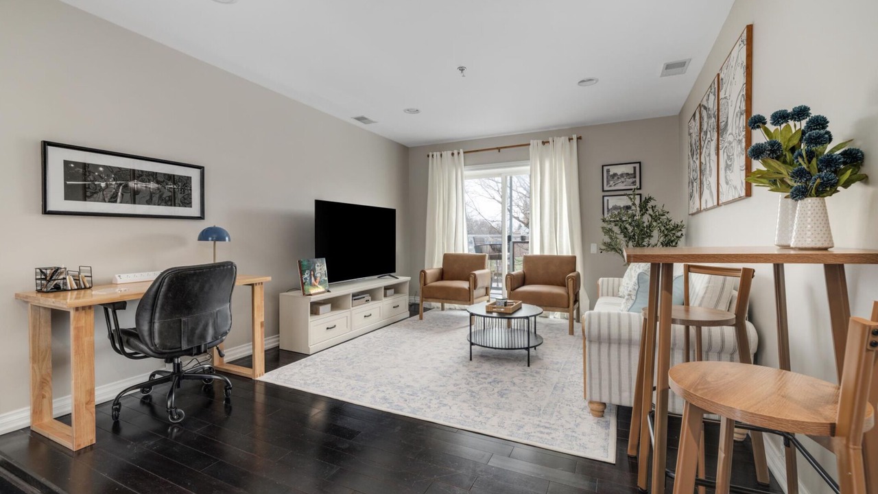 Photo of Livingroom in Royal Oak