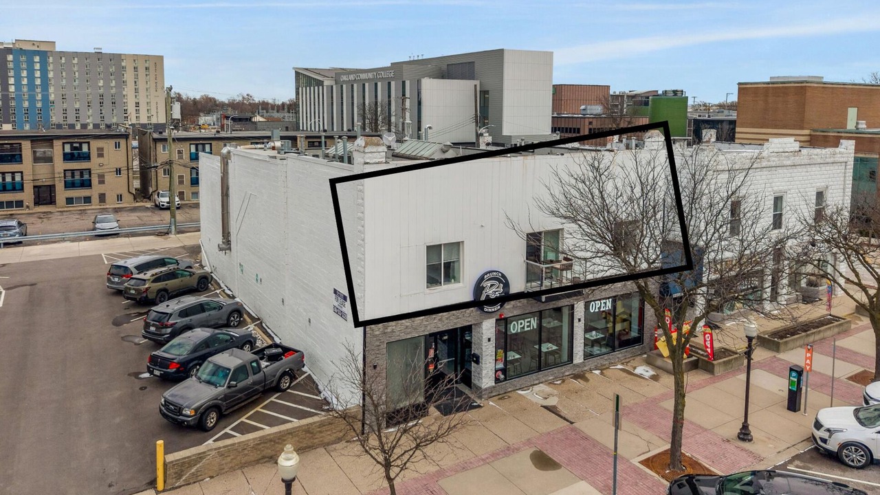 Photo of Outdoor in Royal Oak