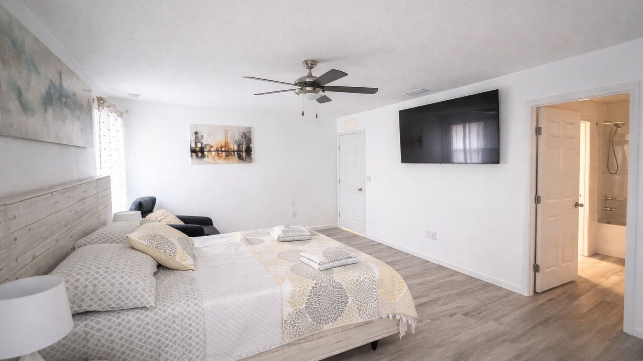 Photo of Bedroom in Murray Hill