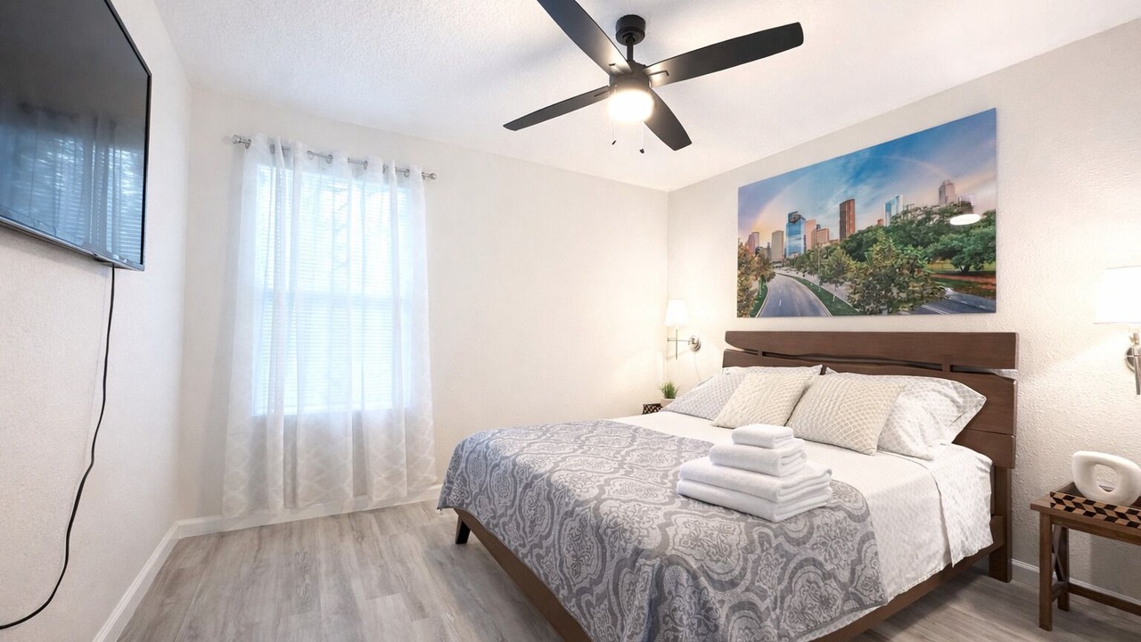 Photo of Bedroom in Murray Hill
