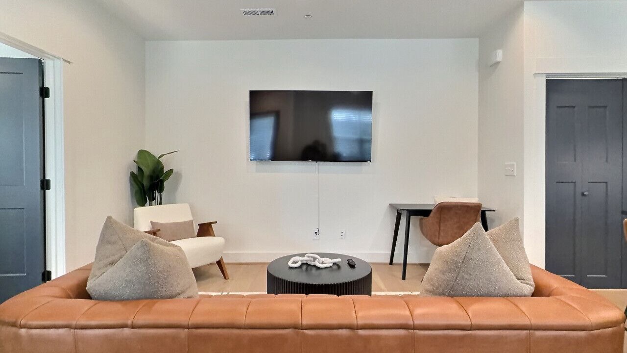 Photo of Livingroom in Forest Park