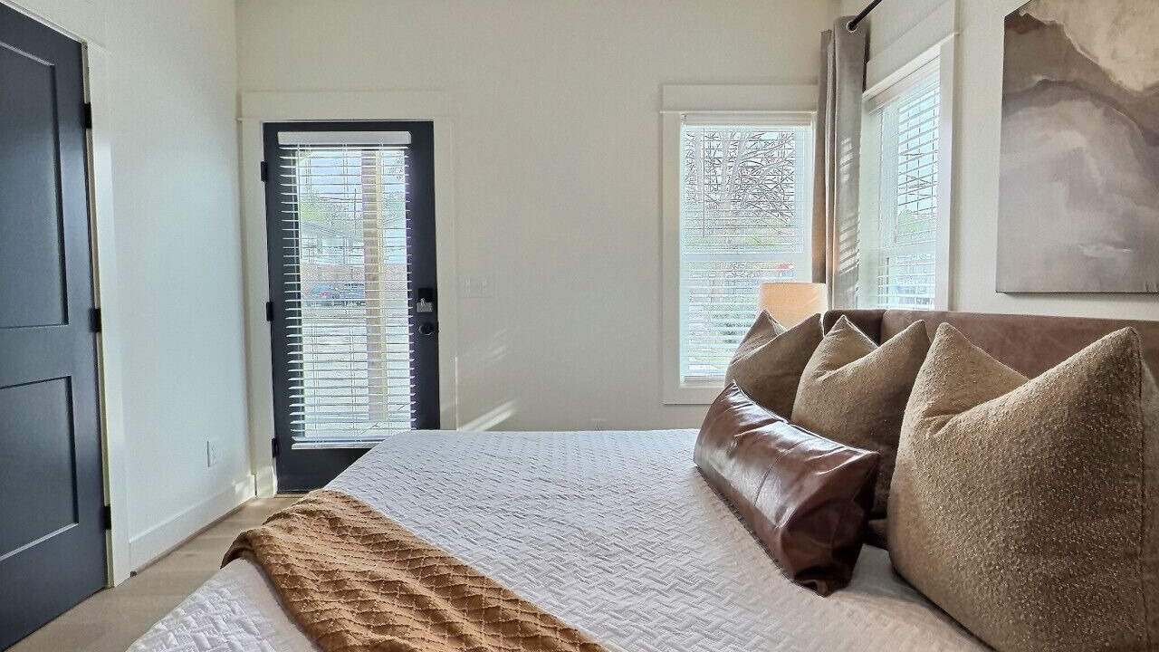 Photo of Bedroom in Forest Park