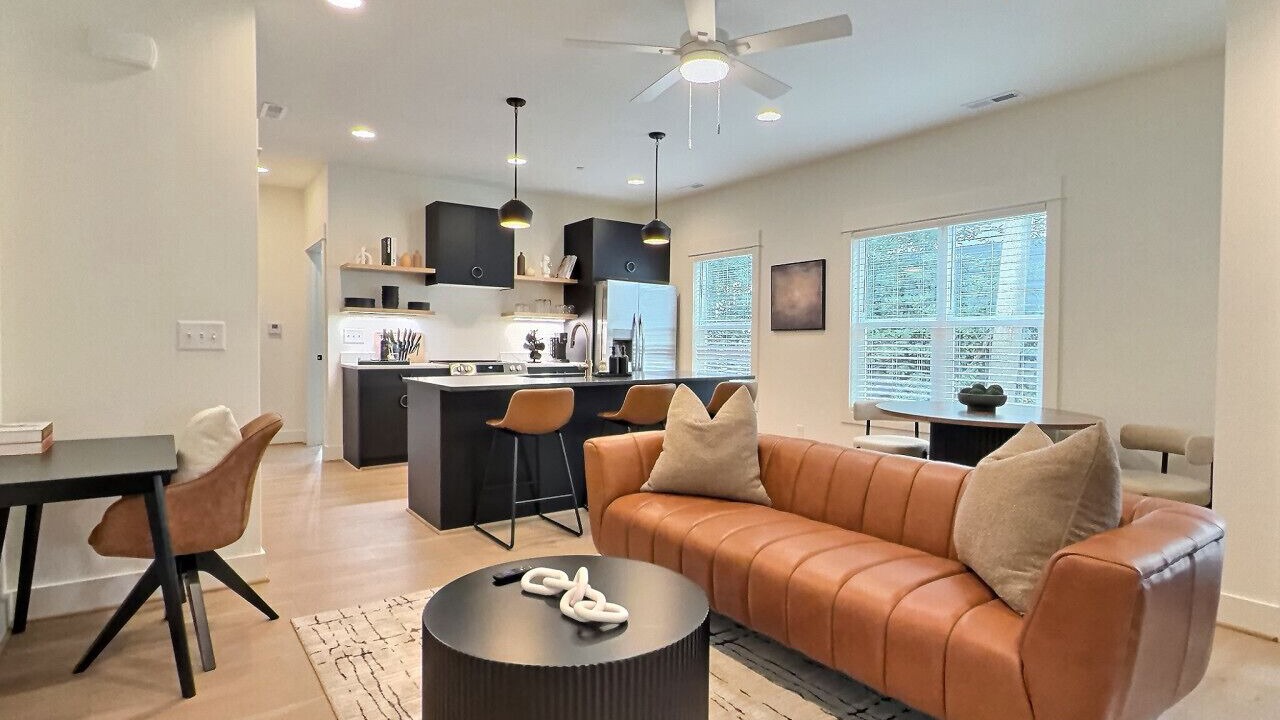 Photo of Livingroom in Forest Park
