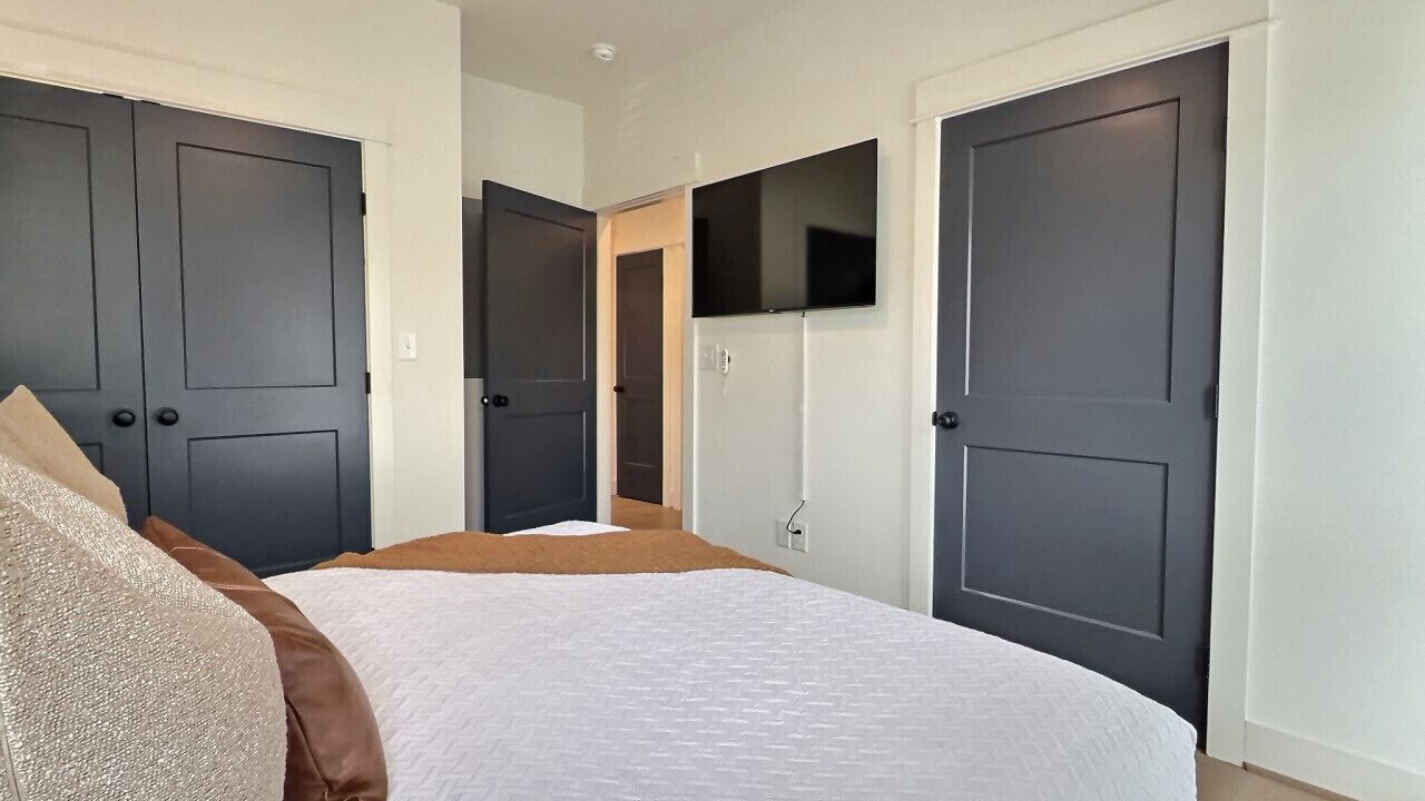 Photo of Bedroom in Forest Park