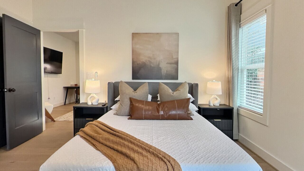 Photo of Bedroom in Forest Park