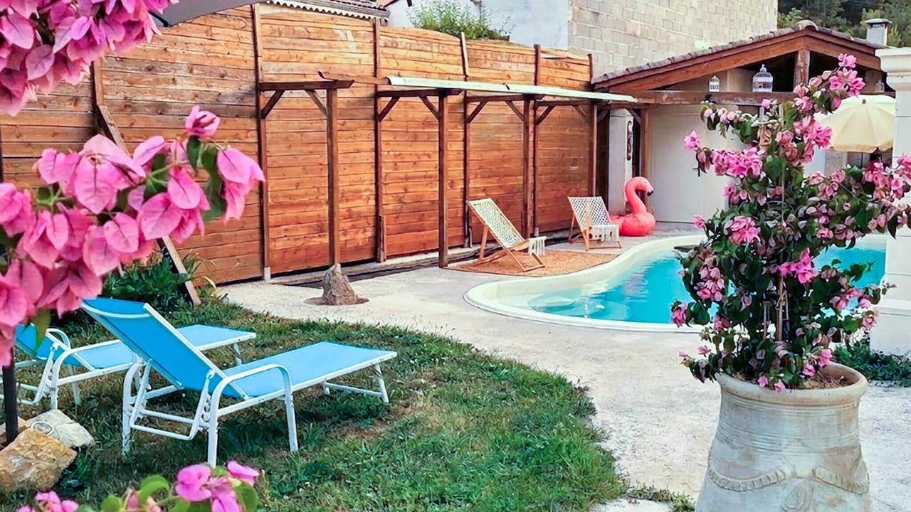 Photo of Outdoor in Salavas