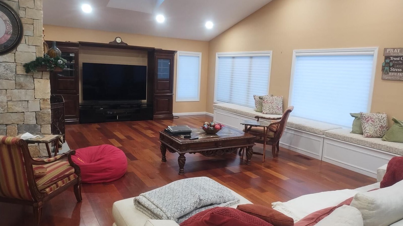 Photo of Livingroom in Lagrangeville