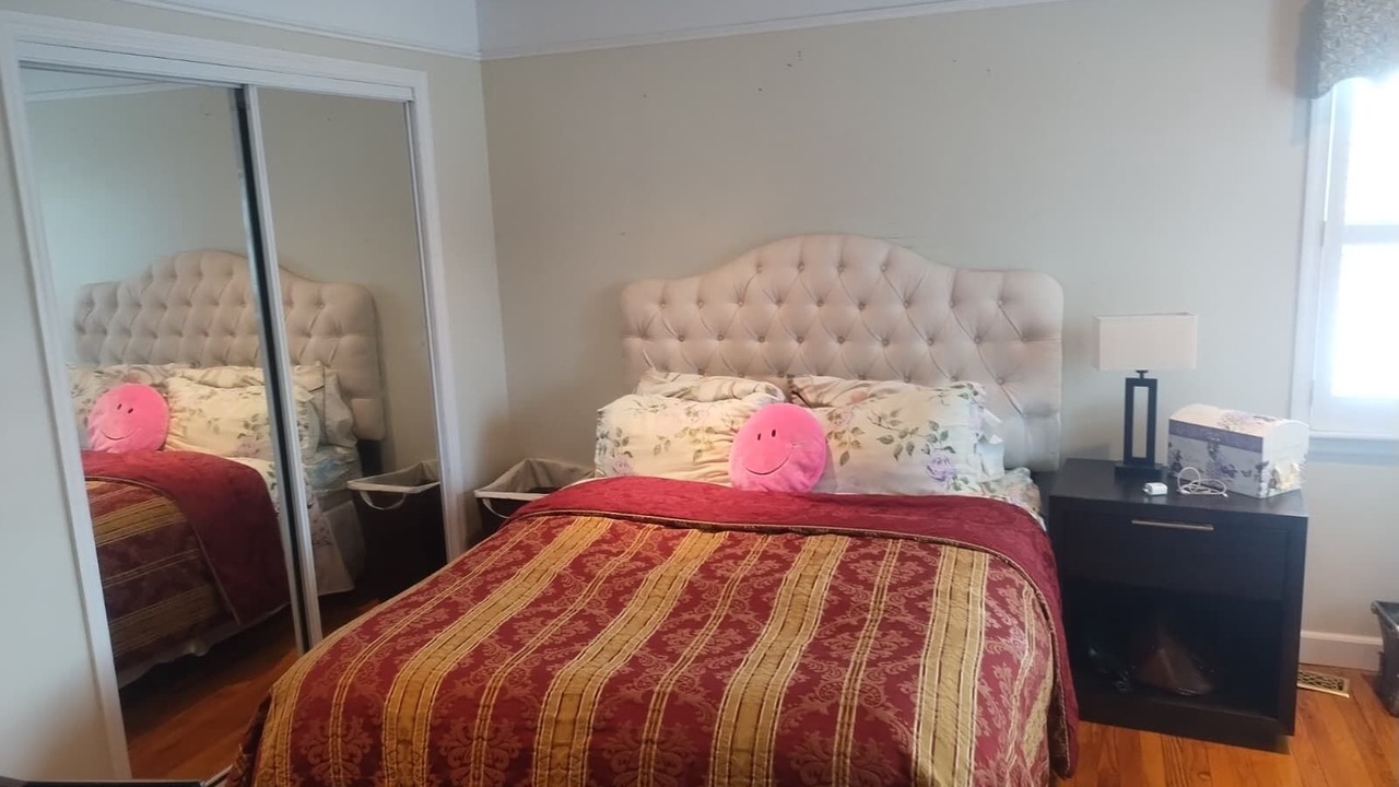 Photo of Bedroom in Lagrangeville