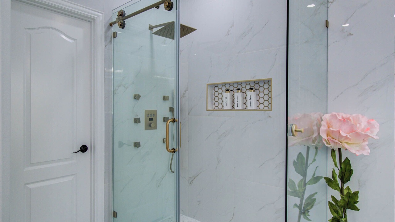 Photo of Bathroom in Barker