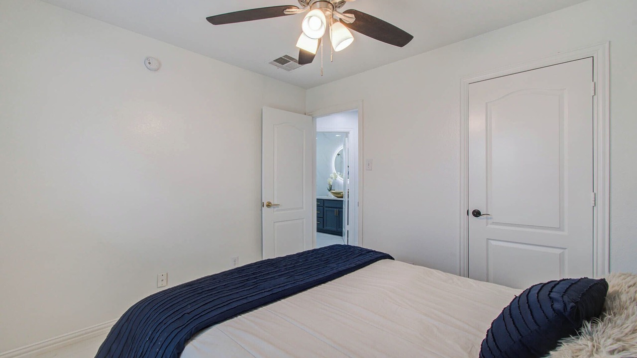 Photo of Bedroom in Barker