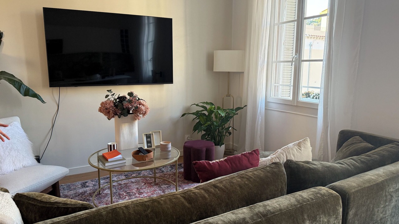 Photo of Livingroom in Hyeres City Centre