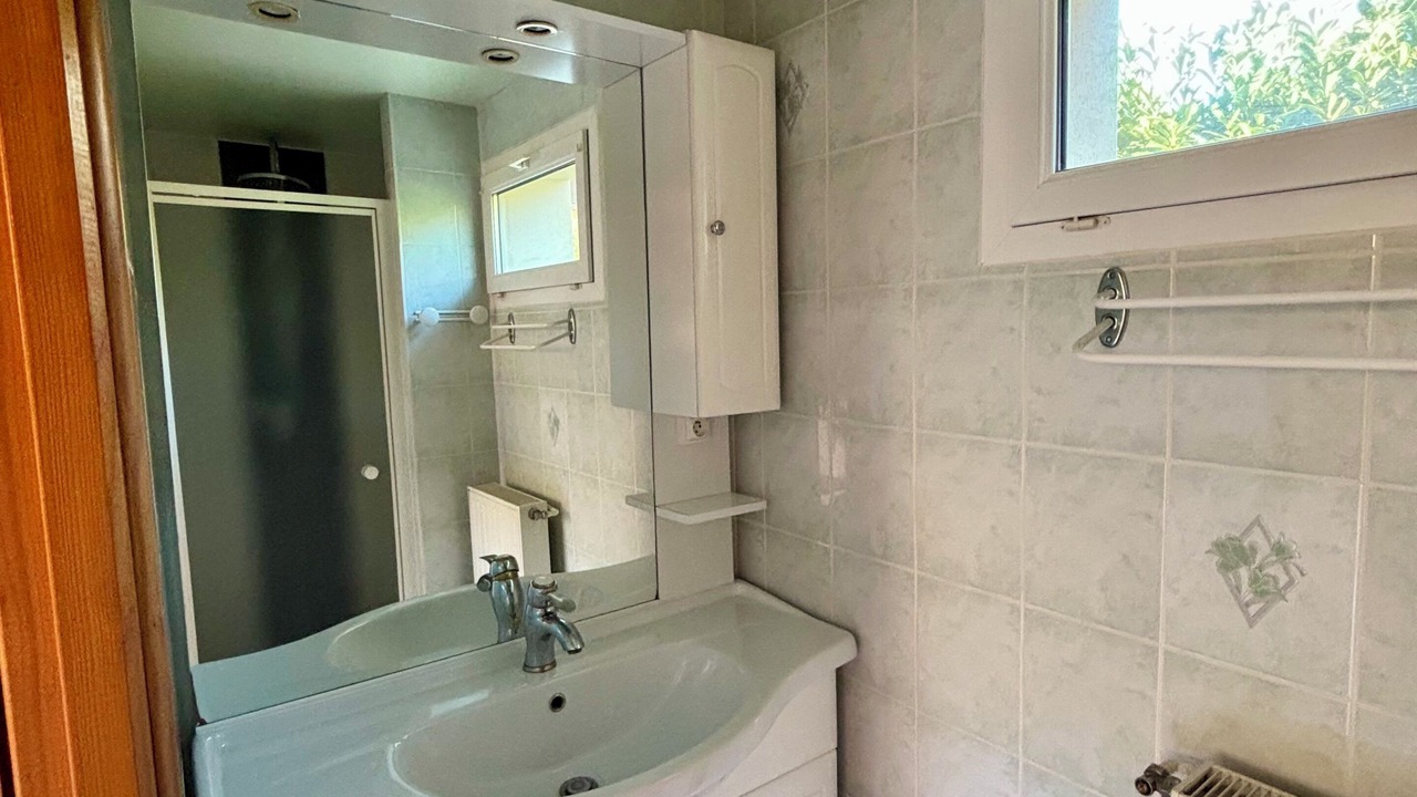 Photo of Bathroom in Clarac