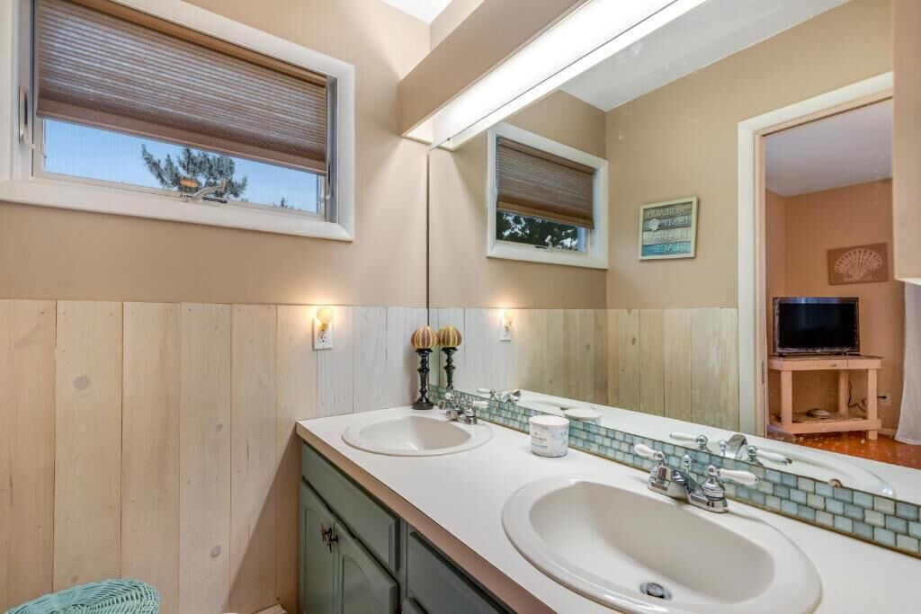 Photo of Bathroom in Bethany Beach