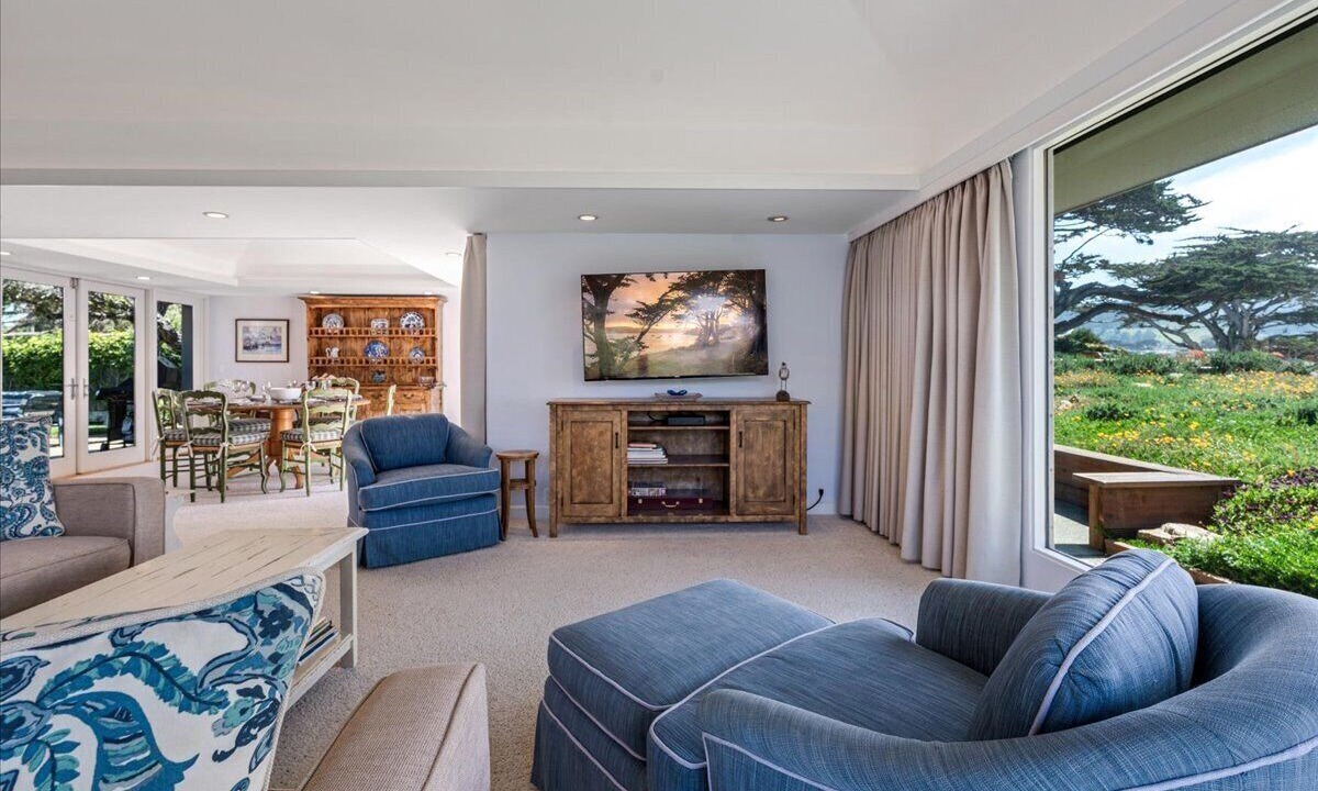 Photo of Livingroom in Carmel Point