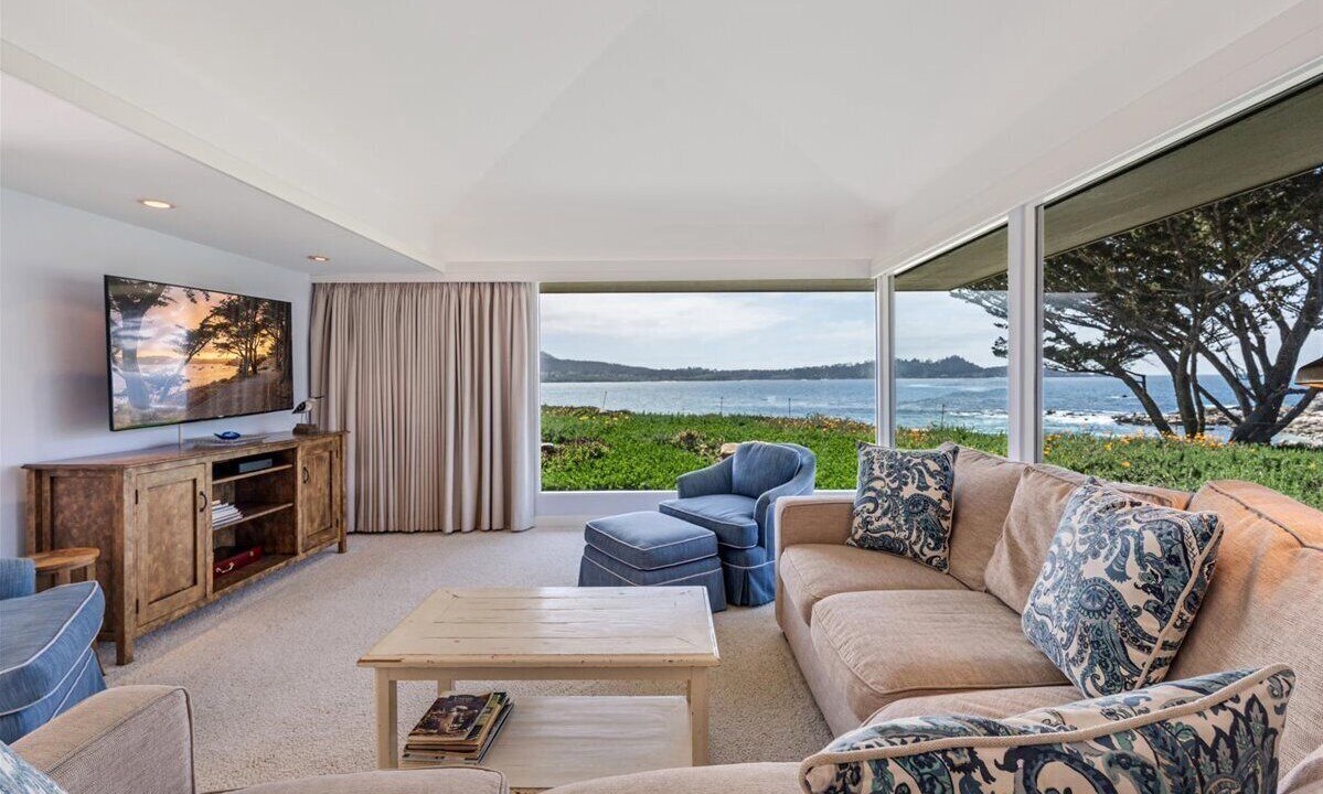 Photo of Bedroom in Carmel Point
