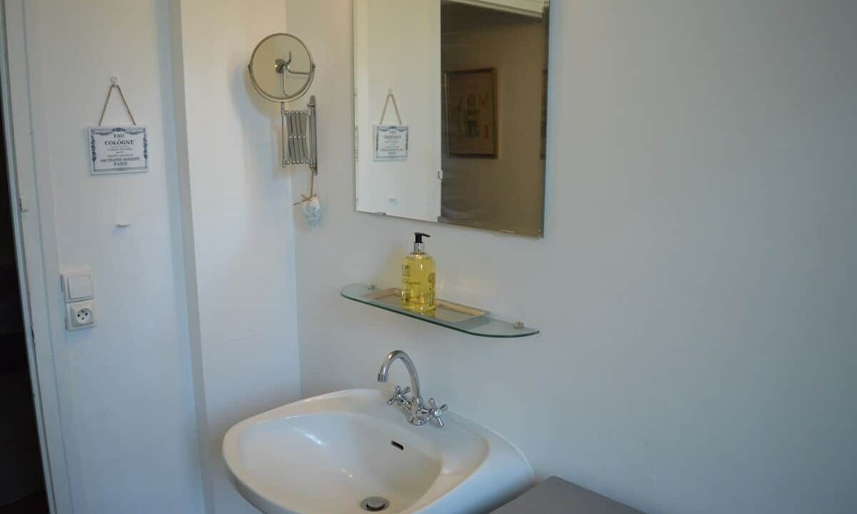 Photo of Bathroom in Quillan