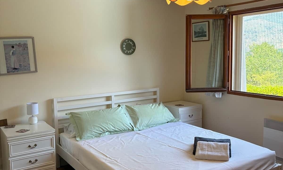 Photo of Bedroom in Quillan