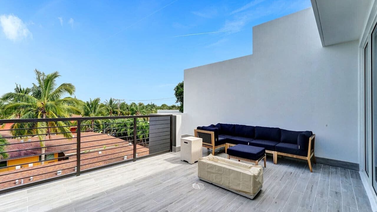 Photo of Patio Balcony in Lake Ridge