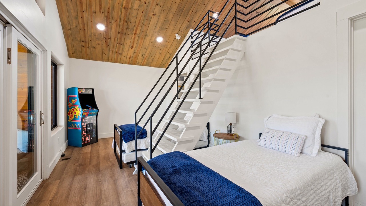 Photo of Bedroom in Broken Bow