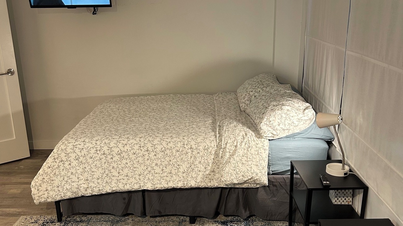 Photo of Bedroom in Downtown