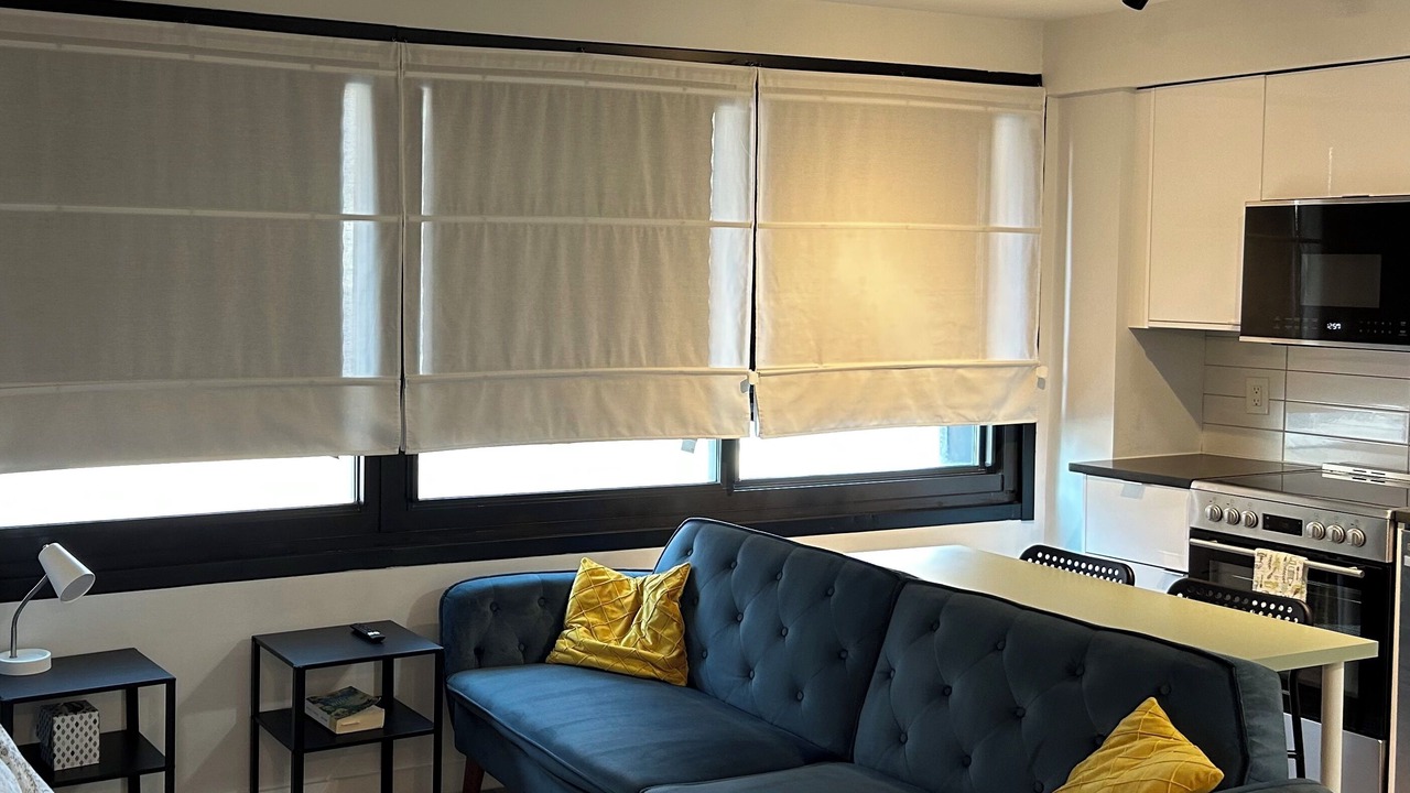 Photo of Livingroom in Downtown