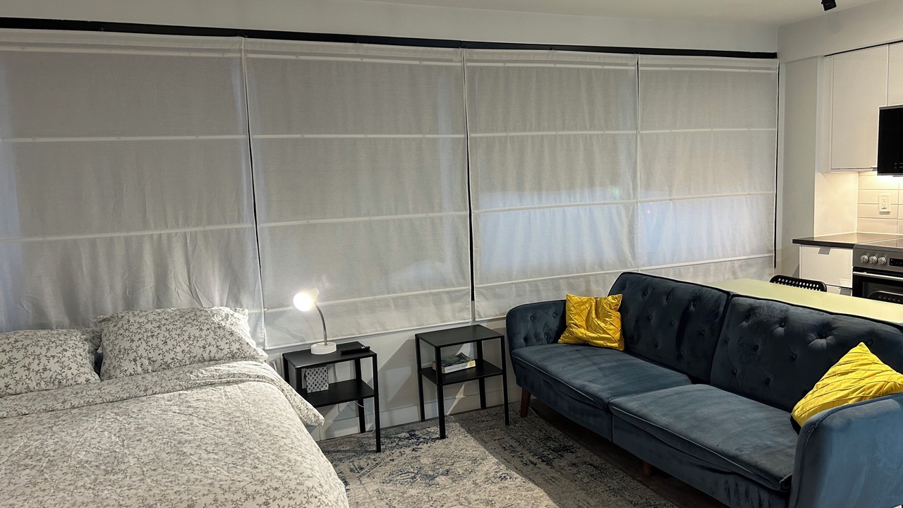 Photo of Livingroom in Downtown