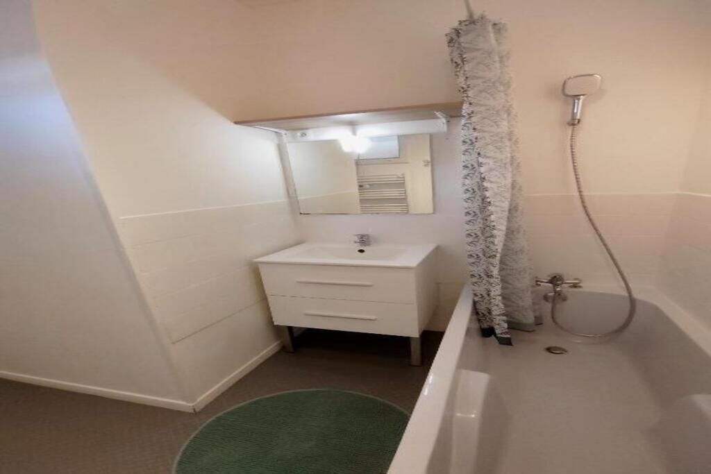 Photo of Bathroom in Arromanches-les-Bains