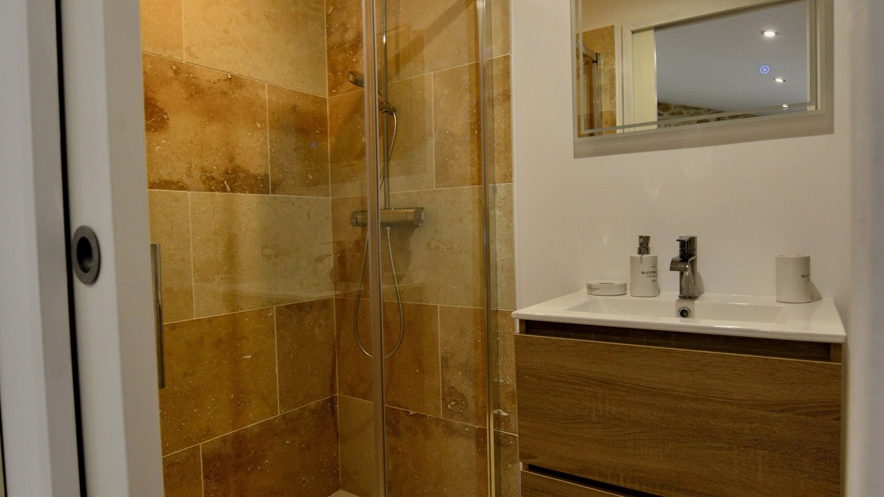 Photo of Bathroom in Gaujac