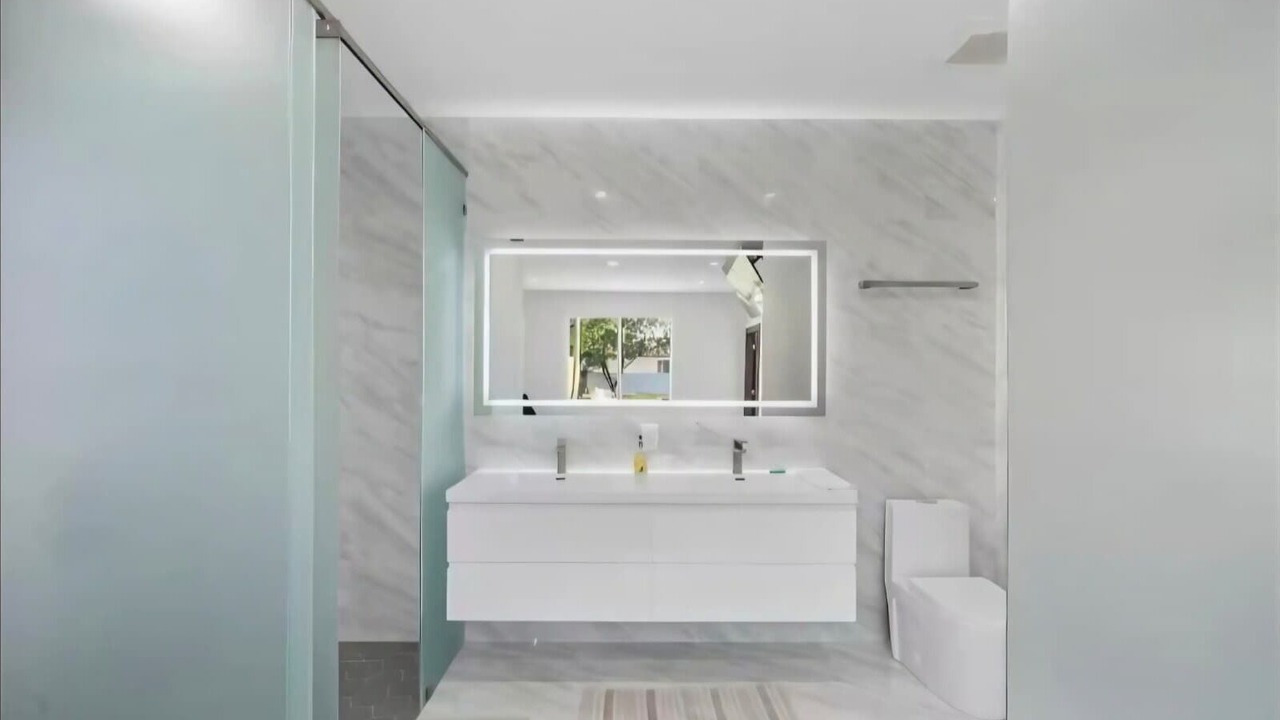Photo of Bathroom in Tamiami