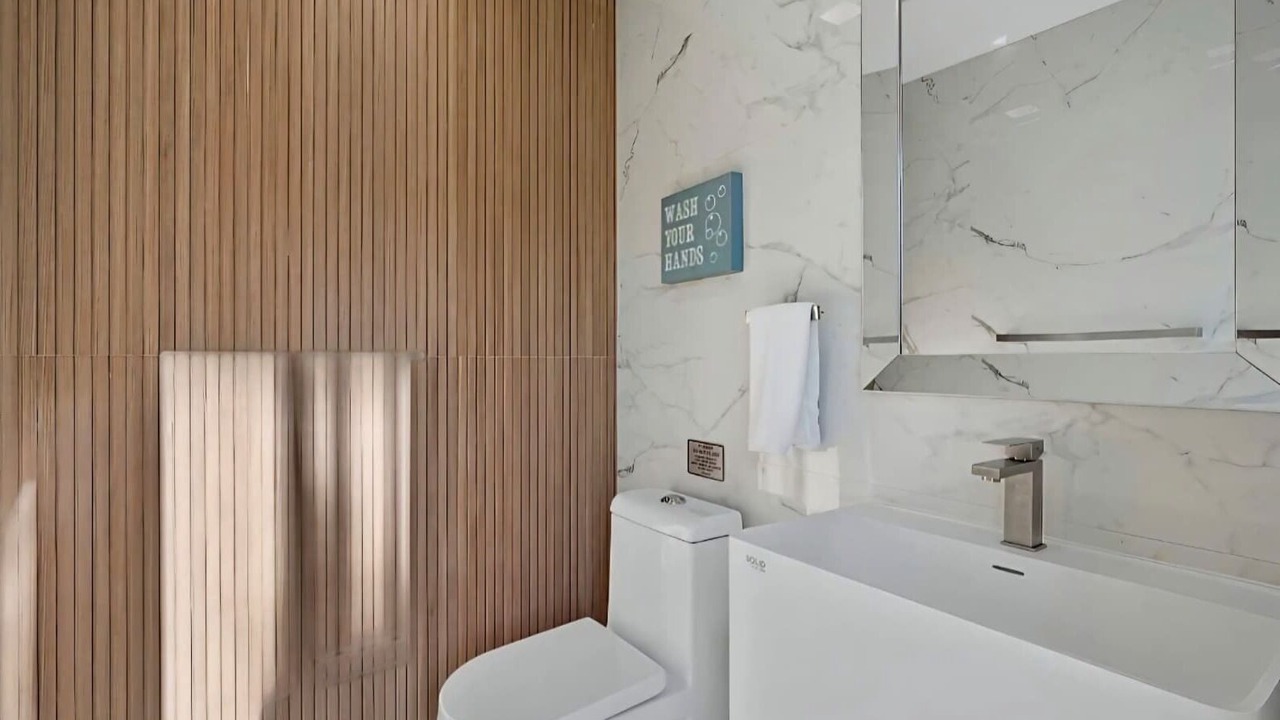 Photo of Bathroom in Tamiami