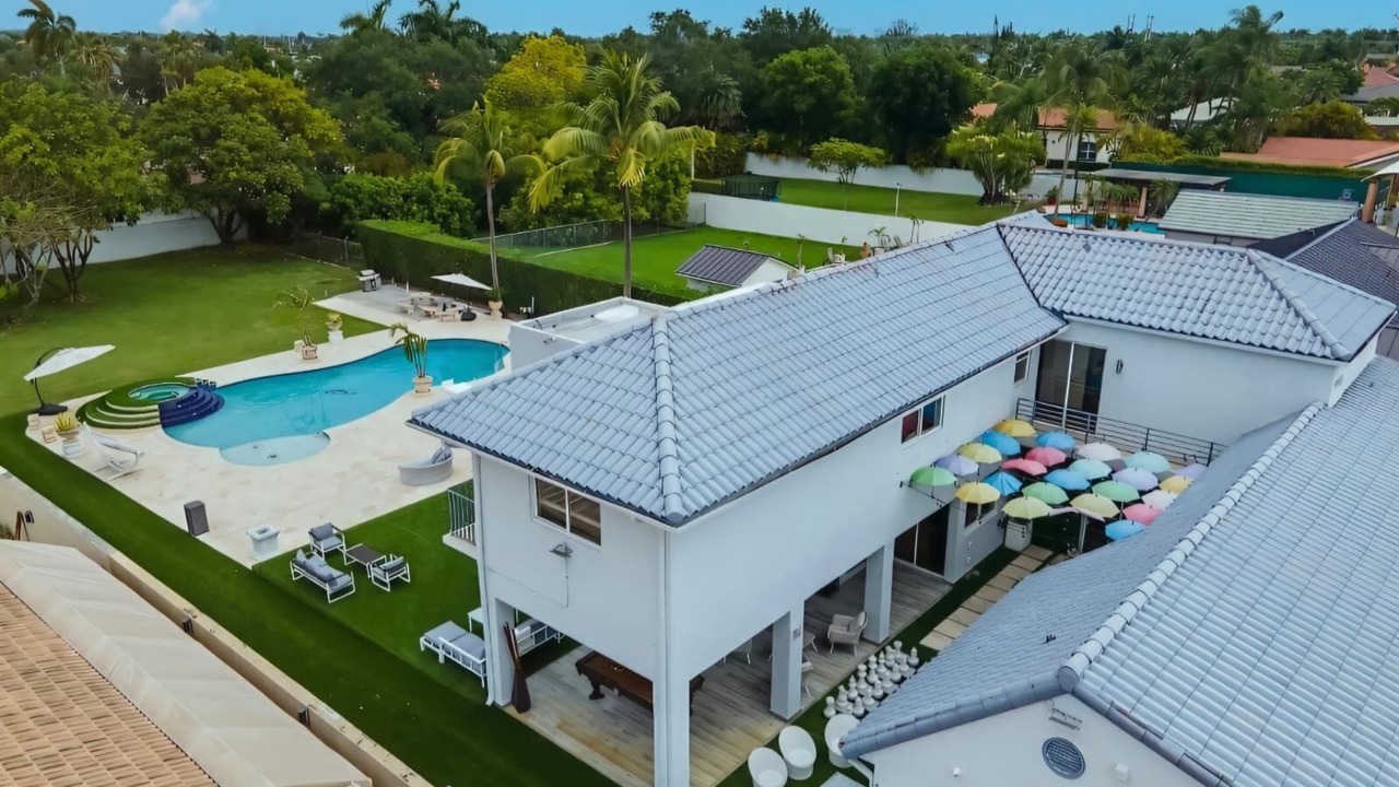 Photo of Outdoor in Tamiami