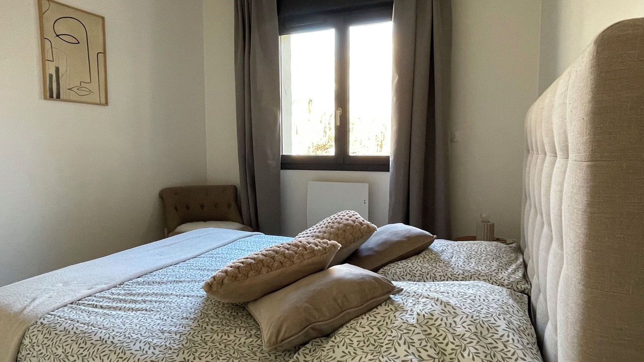 Photo of Bedroom in Gap