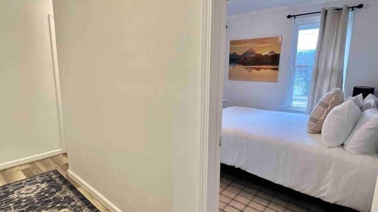 Photo of Bedroom in Shreveport