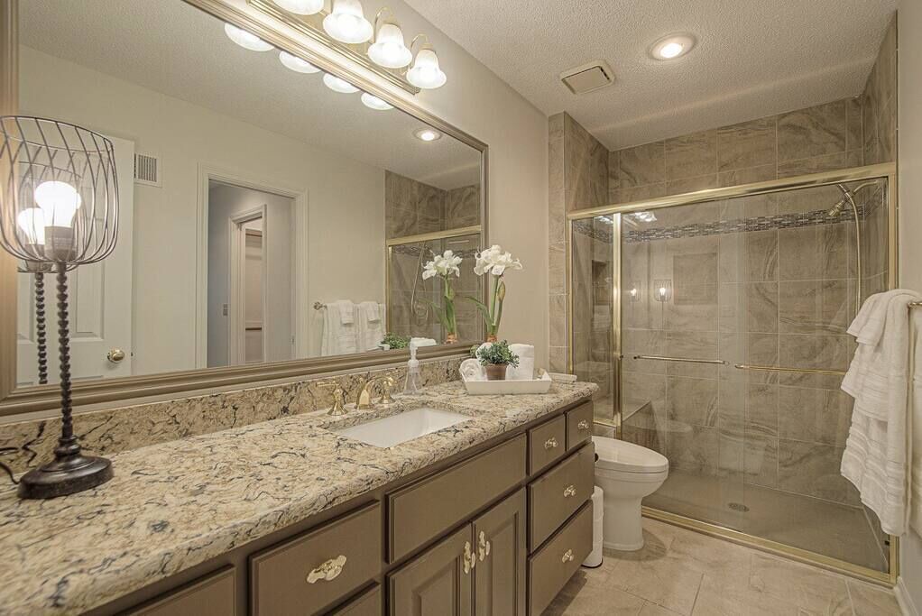 Photo of Bathroom in Lenexa