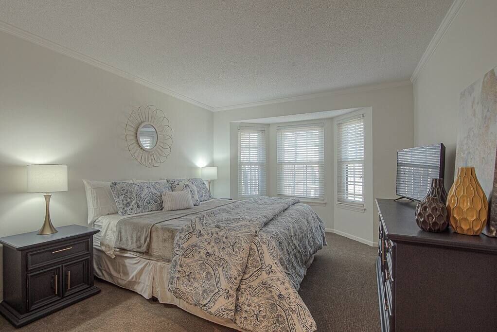 Photo of Bedroom in Lenexa