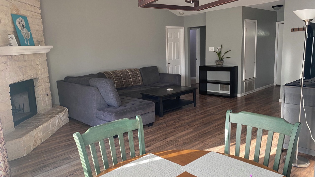 Photo of Livingroom in Buda