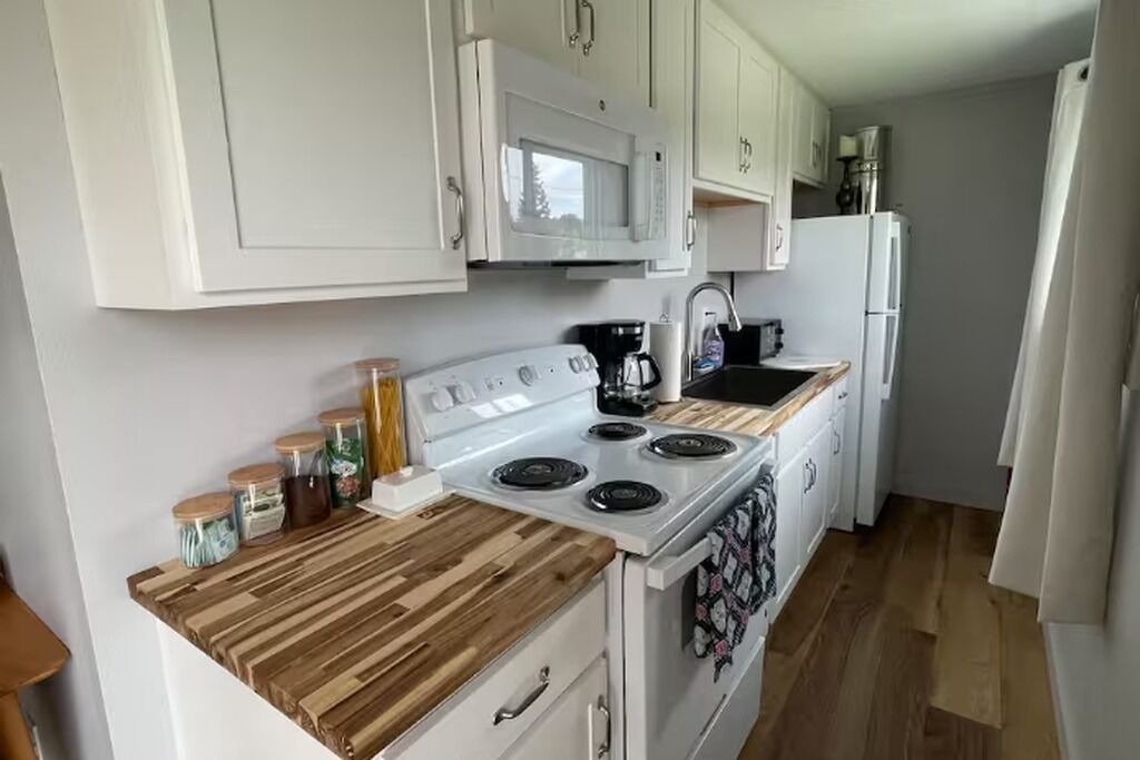 Photo of Kitchen in Livonia Center