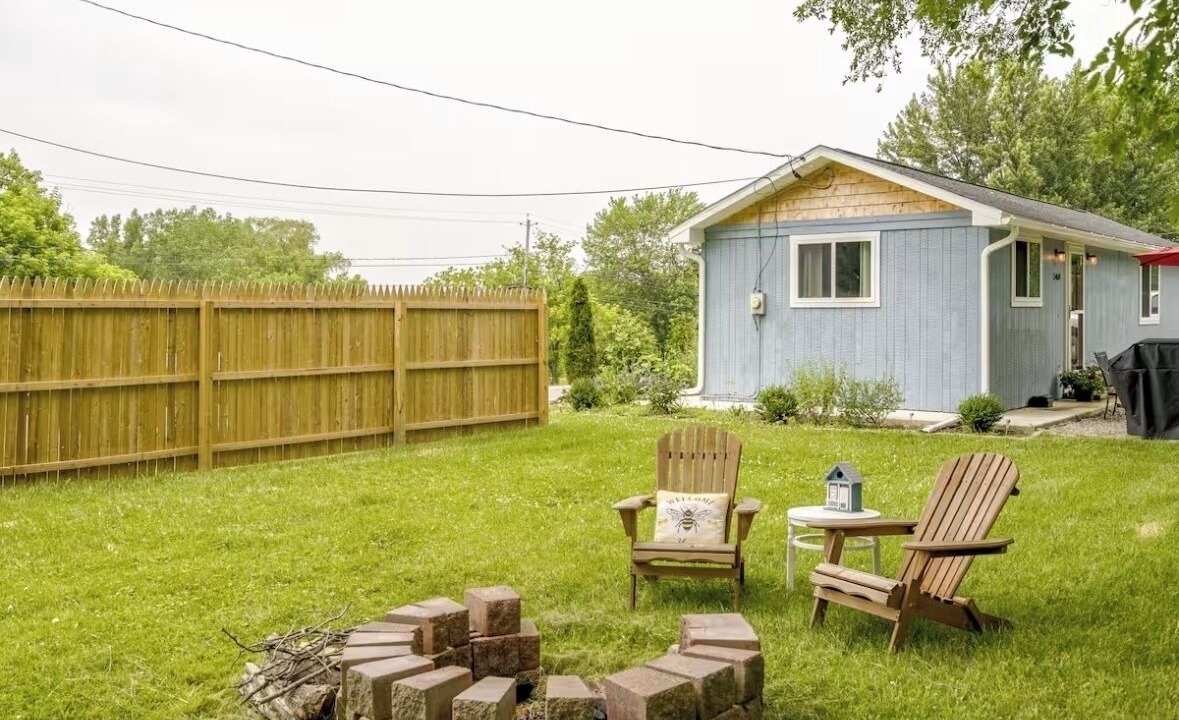Photo of Outdoor in Livonia Center